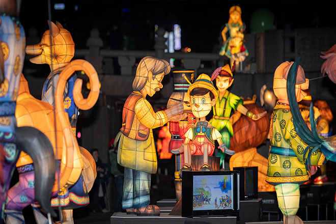Photographs of Pinocchio at the Lantern Festival
